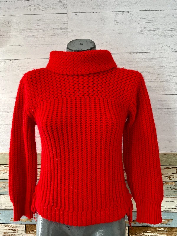 80’s Red Knit Turtleneck Sweater With Sided Knot Strings