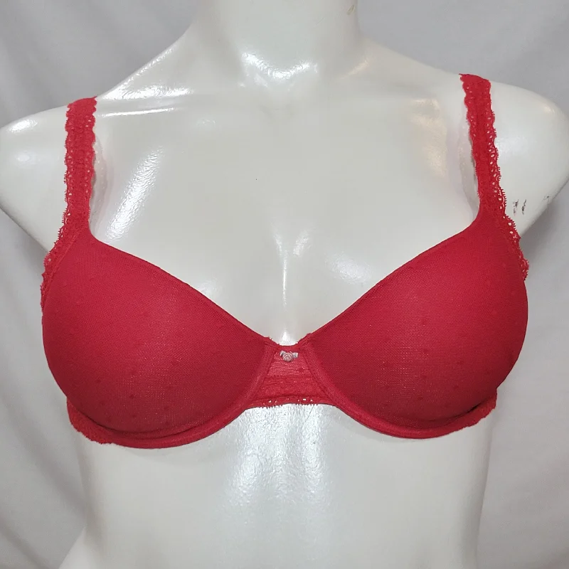 Gap Body Lace Trimmed Mesh Covered T-Shirt Underwire Bra 36D Red Chenille Blend Fleece Blend Nylon Blend Gap Body Lace Trimmed Mesh Covered T-Shirt Underwire Bra 36D Red Chenille Blend Fleece Blend Nylon Blend