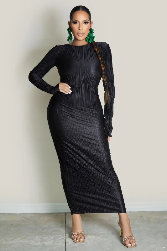 Long Sleeves Pleated Maxi Dress Cozy Maxi Dress with Slit