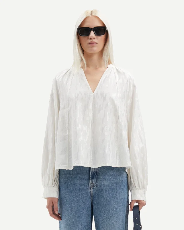 SAVERA BLOUSE 15042 / SOLITARY STAR Chic Wrap Blouse