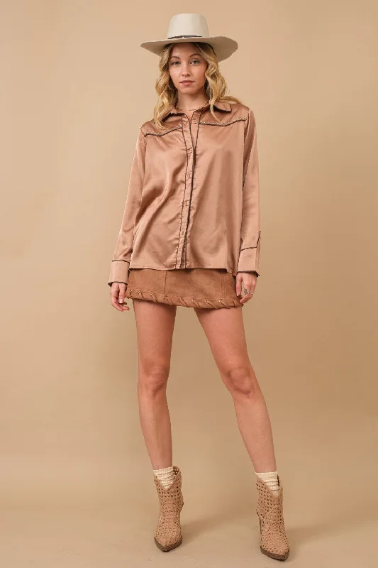Western Contrast Piping Detail Studded Yoke Button Up Blouse Relaxed Fit Blouse