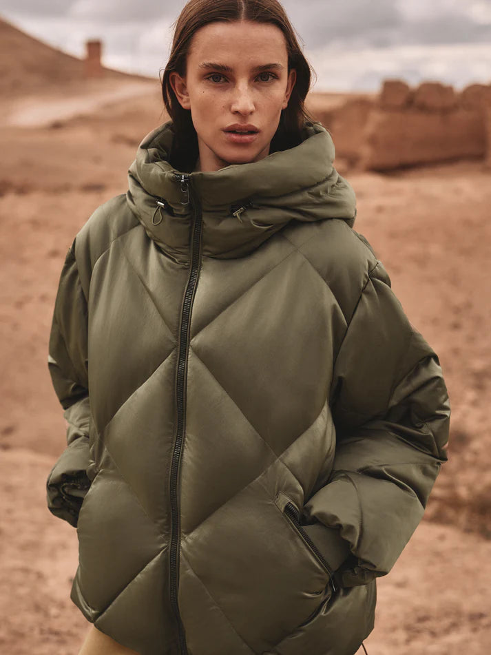 Beaumont Golden Beige Fungi Nowy Puffer Jacket Print Jacket Jacquard Jacket Embroidered Jacket Beaumont Golden Beige Fungi Nowy Puffer Jacket Print Jacket Jacquard Jacket Embroidered Jacket