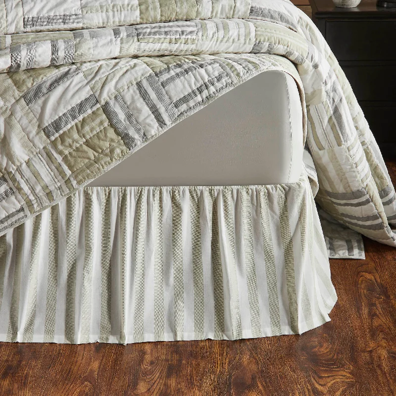 Finders Keepers Ruffled King Bed Skirt 78x80x16 zip skirt side