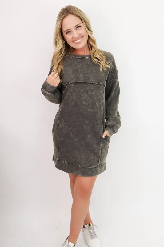 Casual Sweatshirt Dress - Washed Black Hoodie with High-Low Hem Asymmetrical Trendy